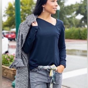 Cabi Contessa Tee Top Navy Size M